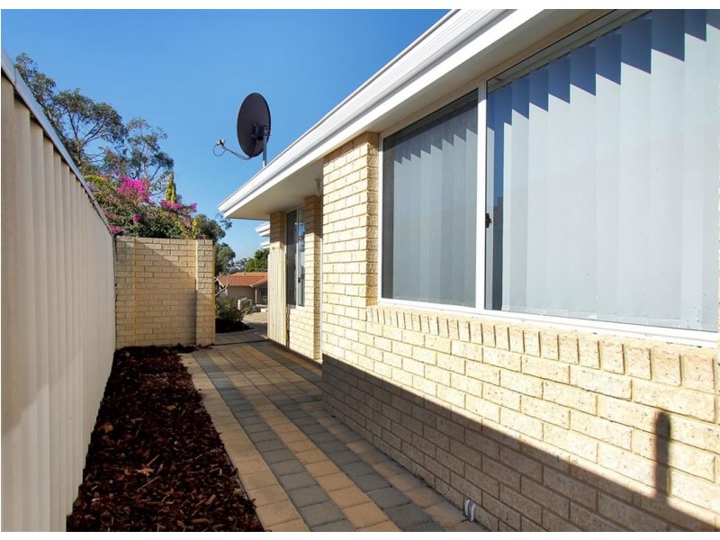 13 Grange Court, Eden Hill WA 6054