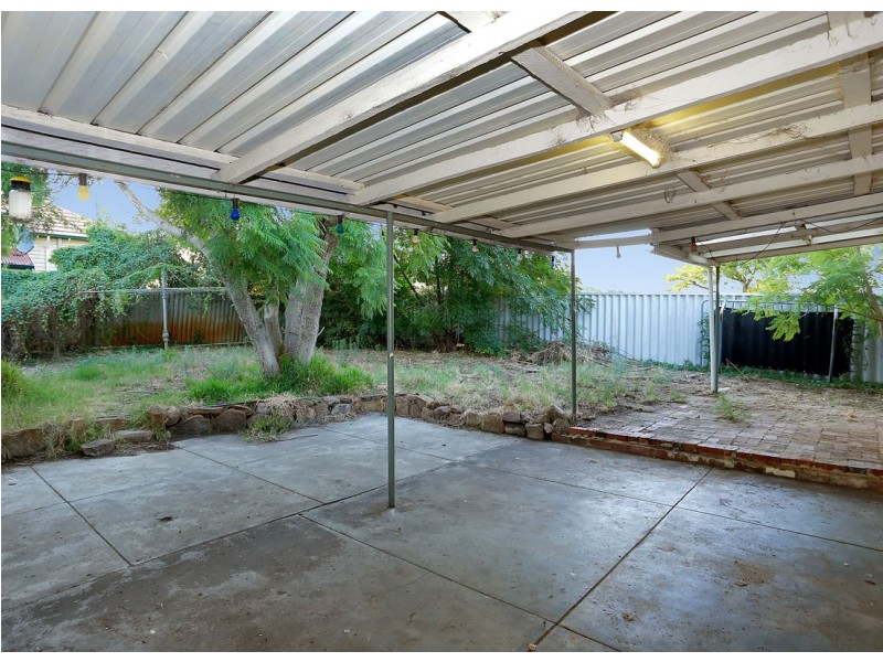 81 Ivanhoe Street, Bassendean WA 6054