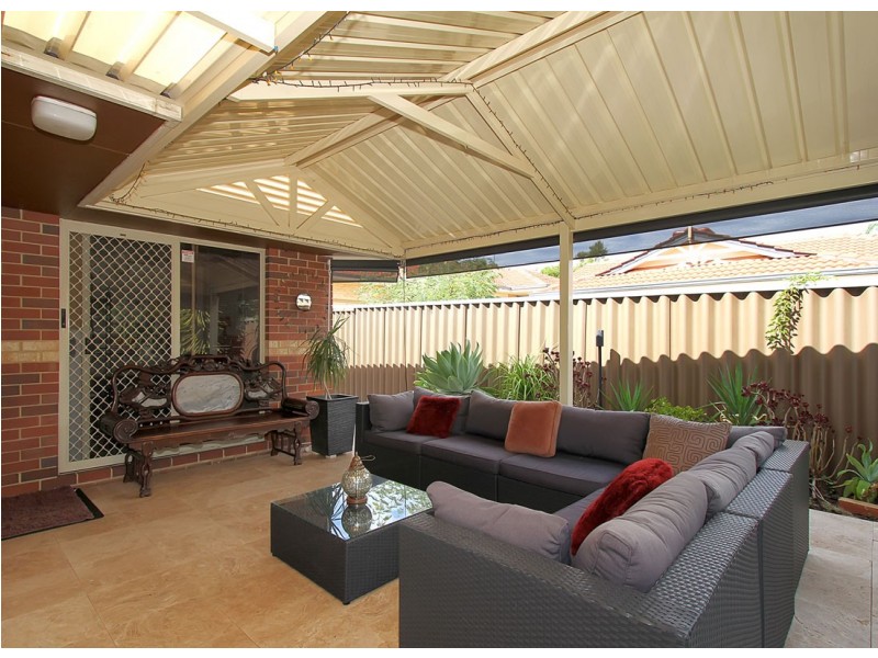 2 Rennington Street, Dianella WA 6059