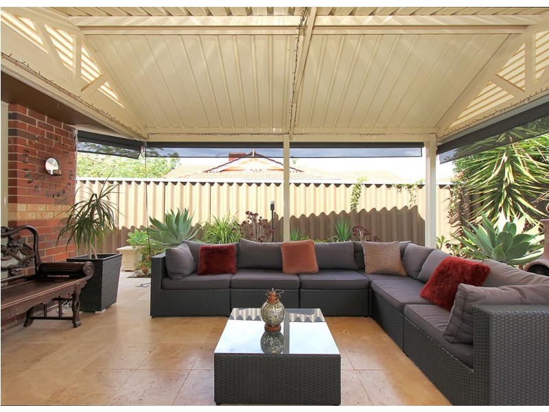 2 Rennington Street, Dianella WA 6059