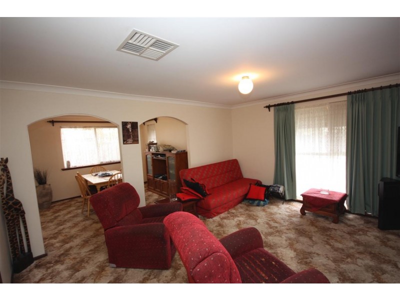 20 Dressler Way, Girrawheen WA 6064