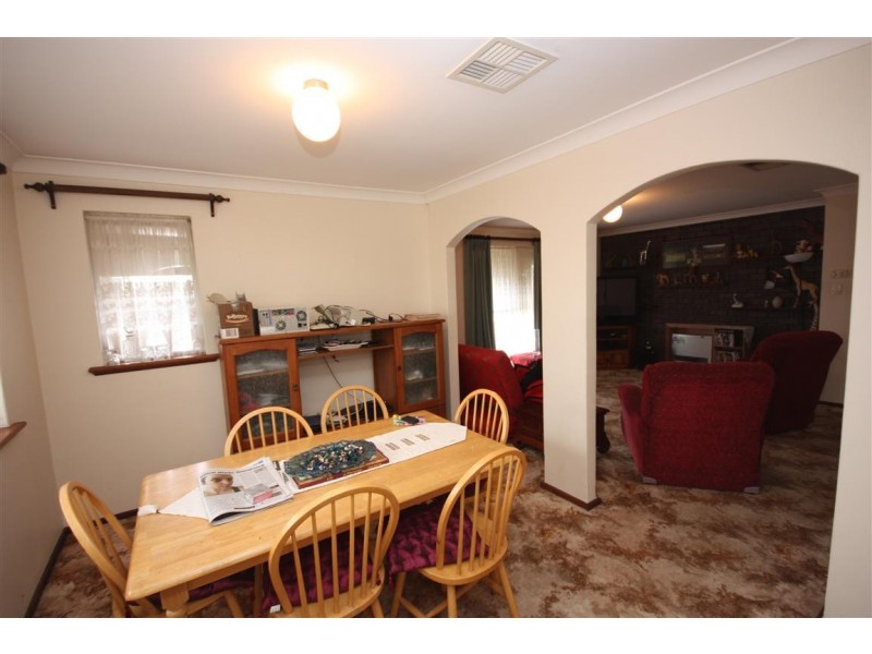 20 Dressler Way, Girrawheen WA 6064