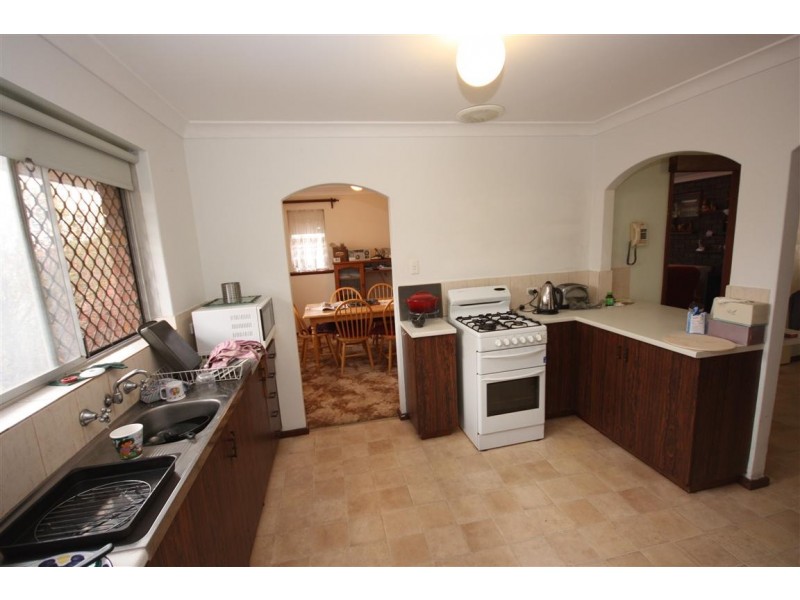 20 Dressler Way, Girrawheen WA 6064