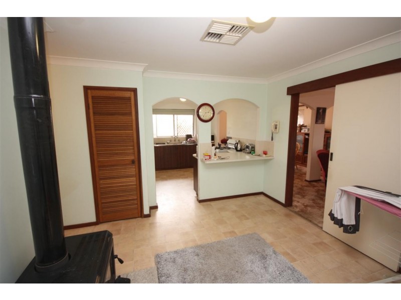 20 Dressler Way, Girrawheen WA 6064