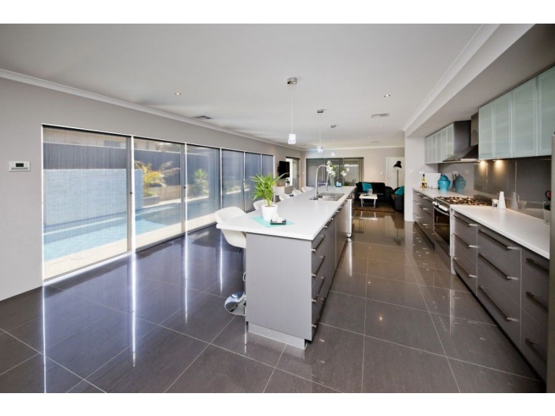 21 Rousham Road, Landsdale WA 6065