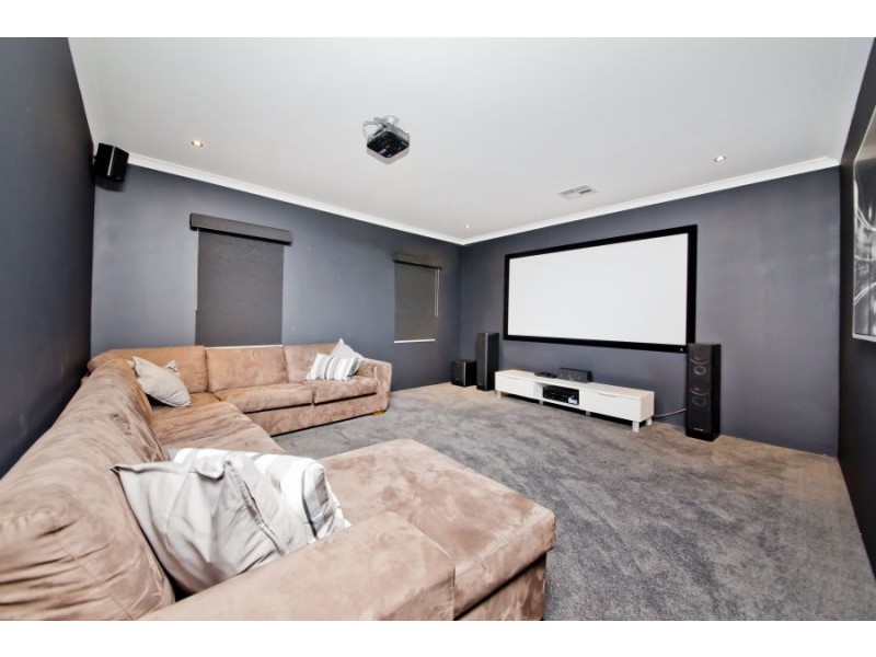 21 Rousham Road, Landsdale WA 6065