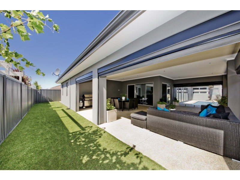 21 Rousham Road, Landsdale WA 6065