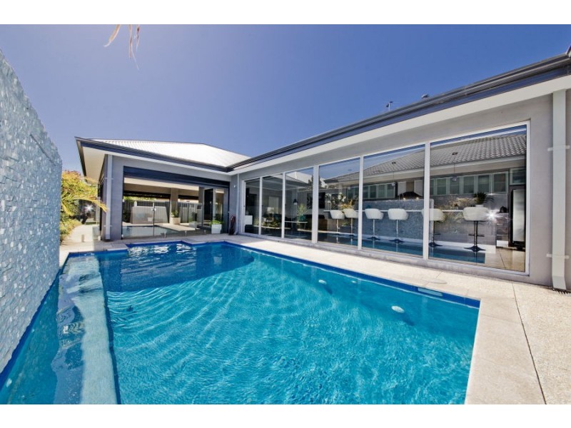 21 Rousham Road, Landsdale WA 6065