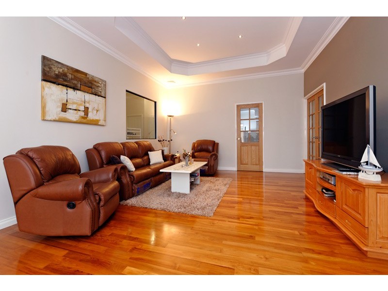 10 Kokoda Boulevard, Dianella WA 6059