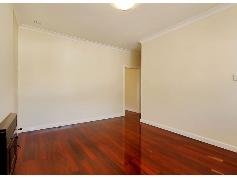 18 McGregor Street, Embleton WA 6062