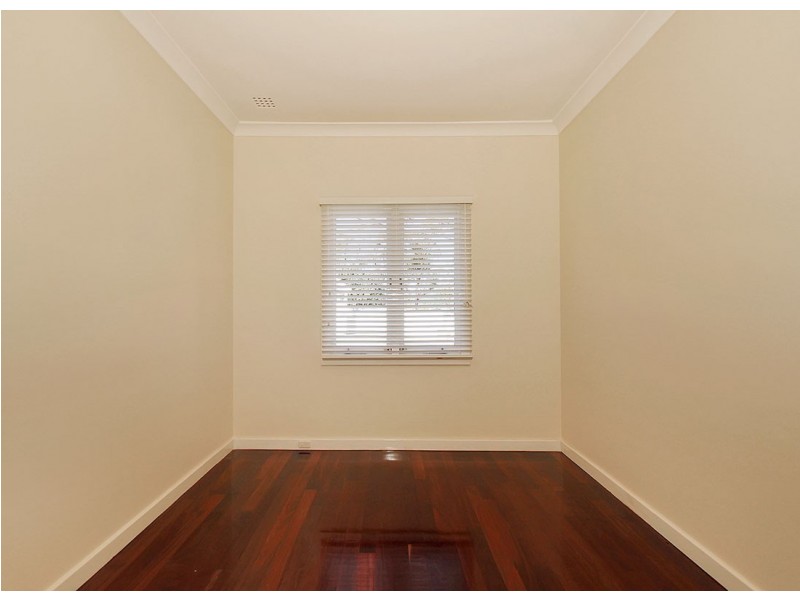 18 McGregor Street, Embleton WA 6062
