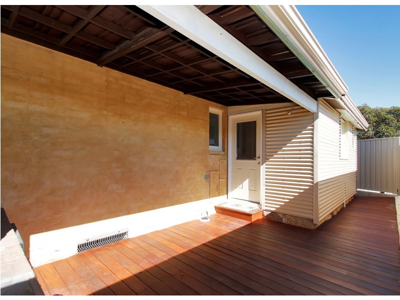 18 McGregor Street, Embleton WA 6062
