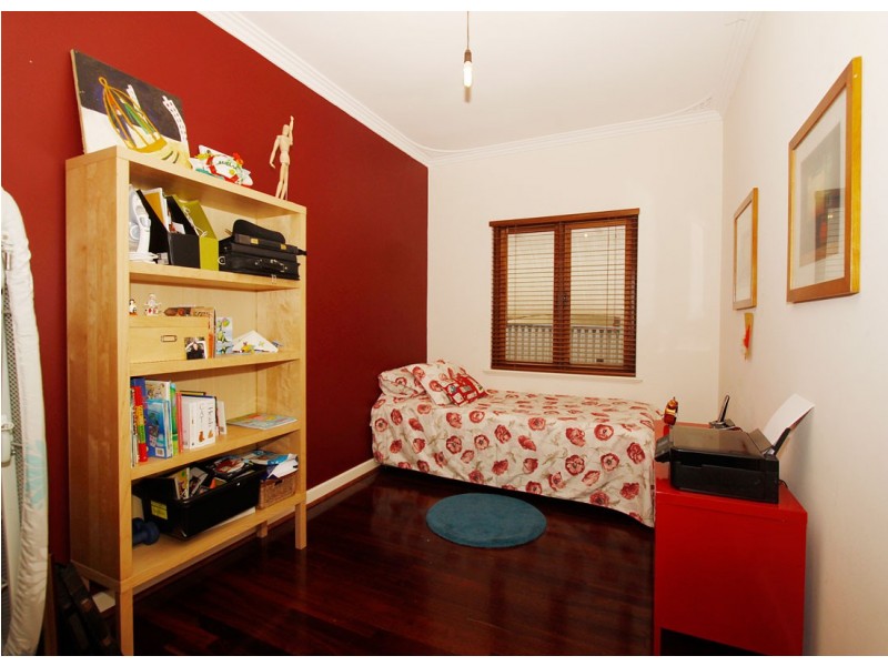 22 Hardaker Street, Eden Hill WA 6054