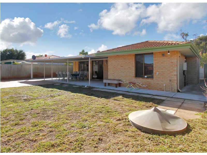 9 Walkington Way, Eden Hill WA 6054