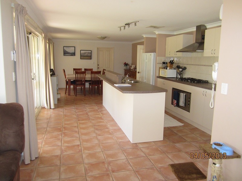 49 Hardwick Boulevarde, Canning Vale WA 6155