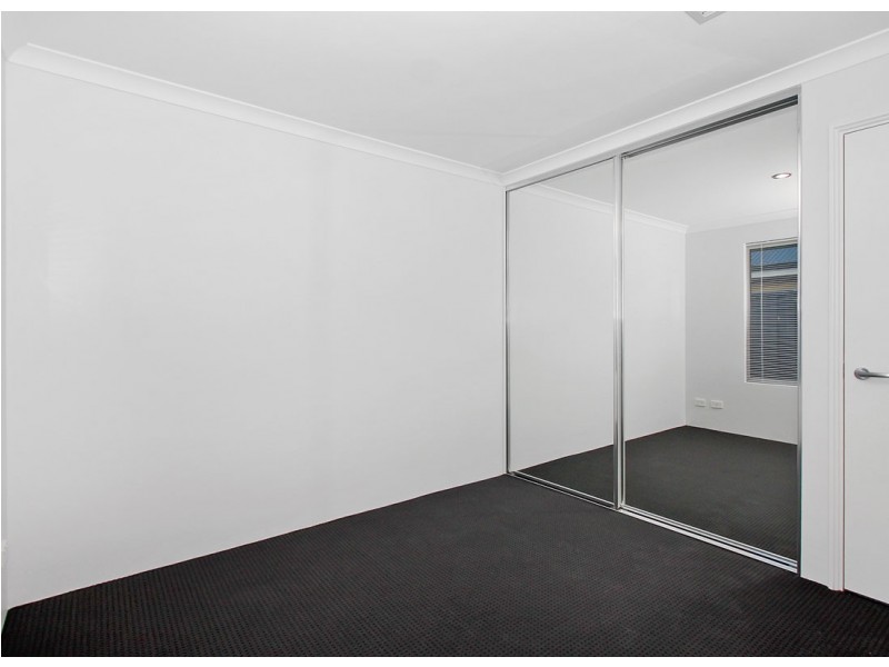28 Litchfield Circle, Wandi WA 6167