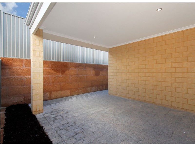 28 Litchfield Circle, Wandi WA 6167