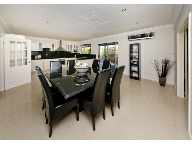 5 Northmoor Road, Eden Hill WA 6054