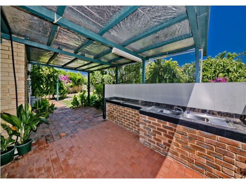 5 Northmoor Road, Eden Hill WA 6054