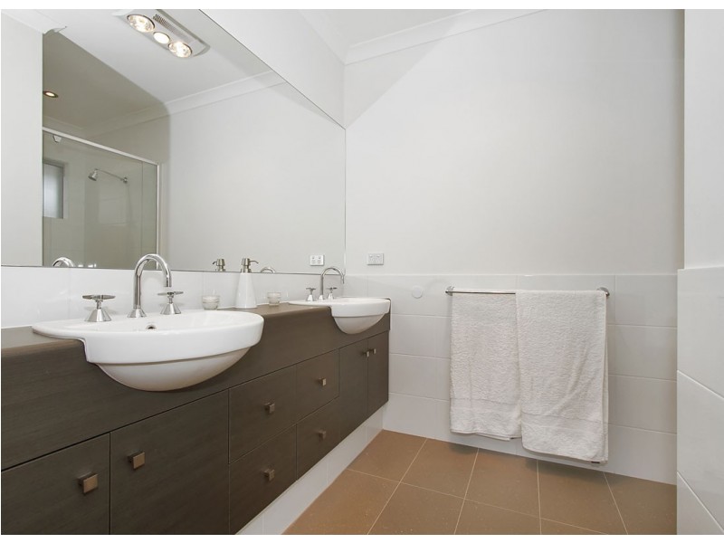 1B Randwick Bend, Harrisdale WA 6112