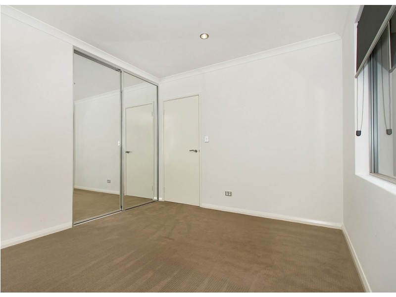 1B Randwick Bend, Harrisdale WA 6112