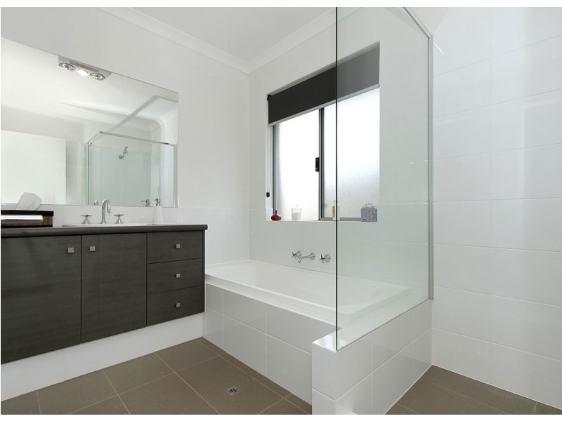 1B Randwick Bend, Harrisdale WA 6112