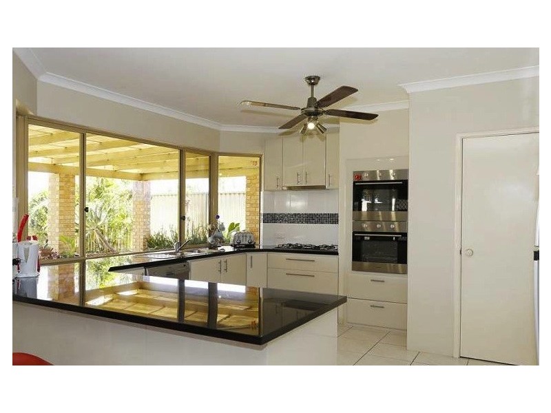 12 Larkspur Lane, Ballajura WA 6066