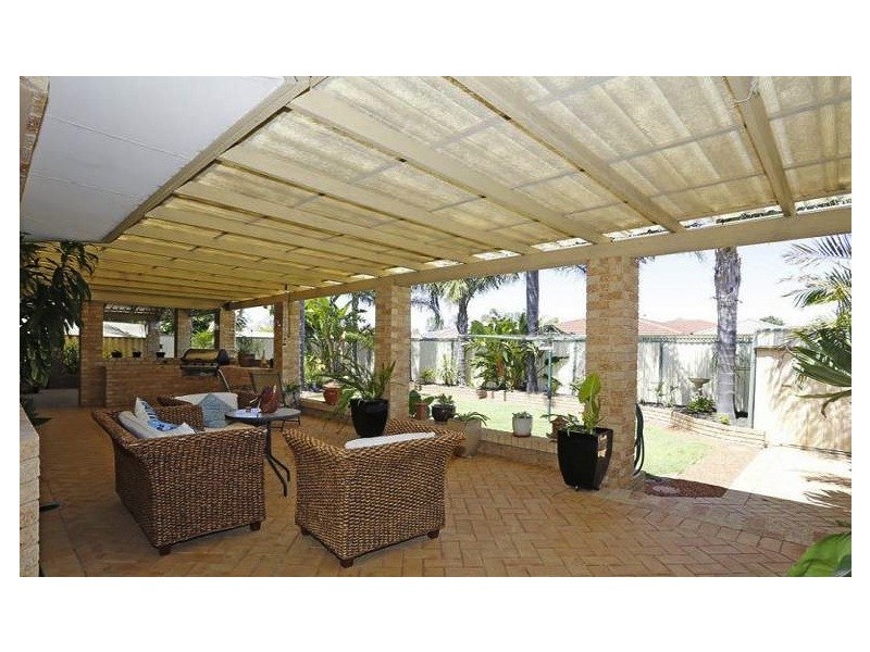 12 Larkspur Lane, Ballajura WA 6066