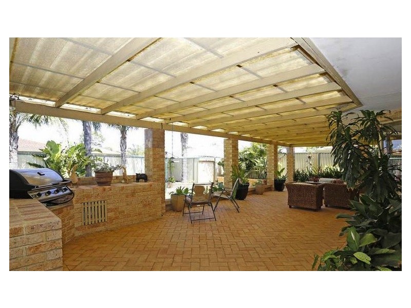 12 Larkspur Lane, Ballajura WA 6066