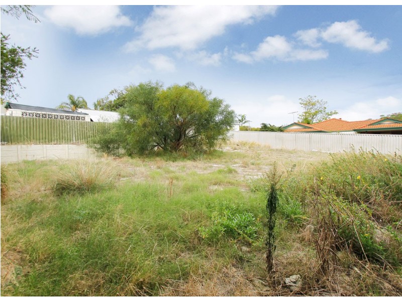 64B Beechboro Road South, Bayswater WA 6053