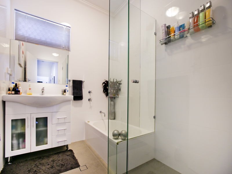 33 Elabana Crescent, Dianella WA 6059