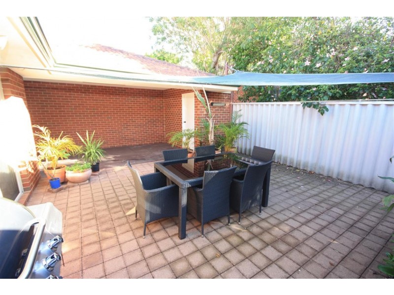 2/14 Wynyard Street, Yokine WA 6060