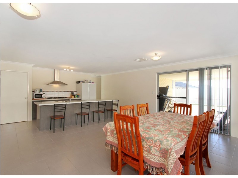 14 Kerner Avenue, Caversham WA 6055