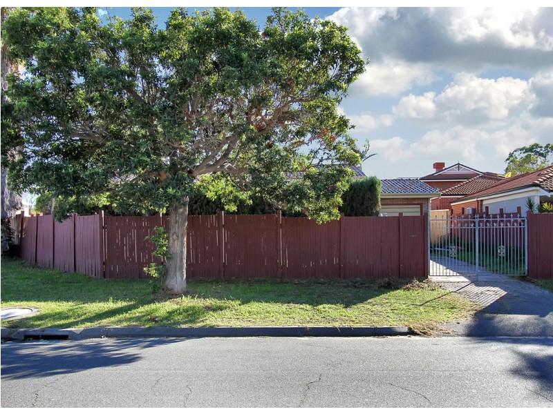 407 Hector Street, Yokine WA 6060