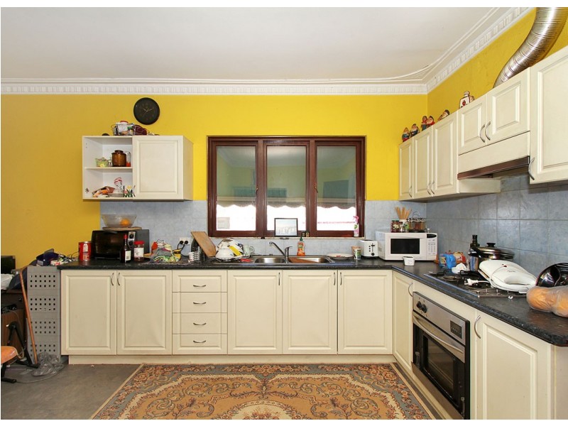 407 Hector Street, Yokine WA 6060