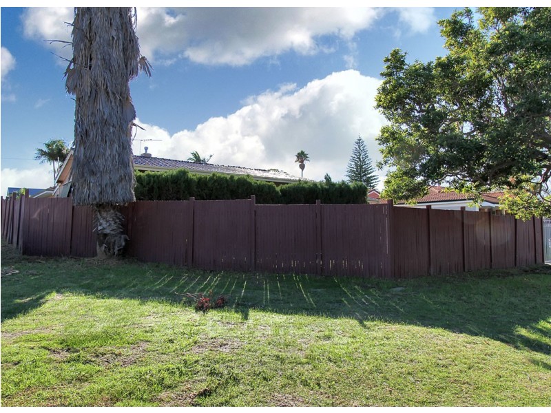 407 Hector Street, Yokine WA 6060