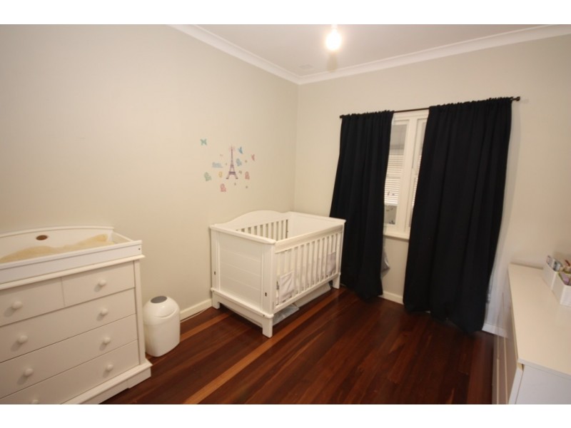 25 Flinders Street, Yokine WA 6060