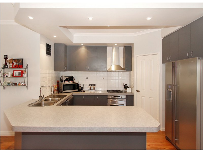 33 Parsons Street, Embleton WA 6062