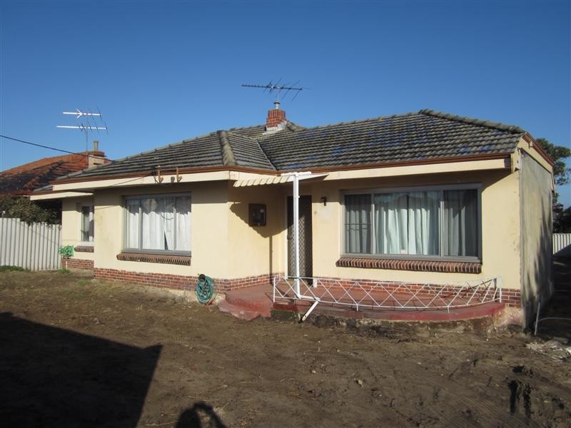 241 Flinders Street, Yokine WA 6060