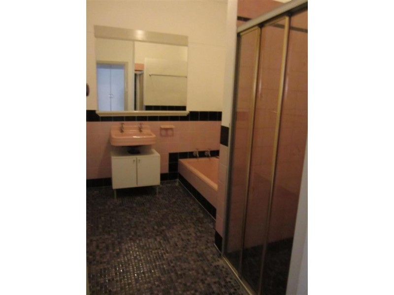 241 Flinders Street, Yokine WA 6060