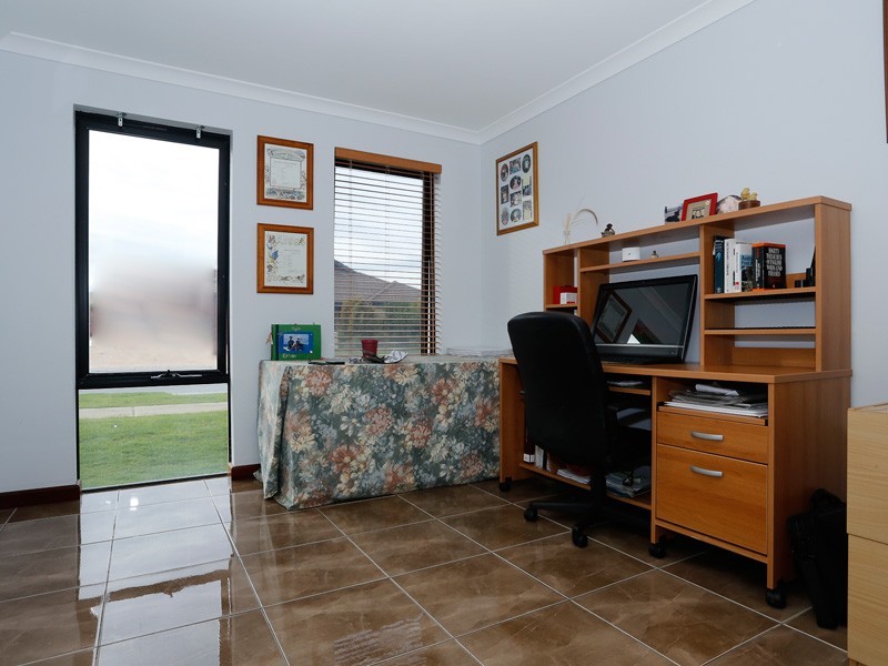 5 Hillsborough Parkway, Ridgewood WA 6030