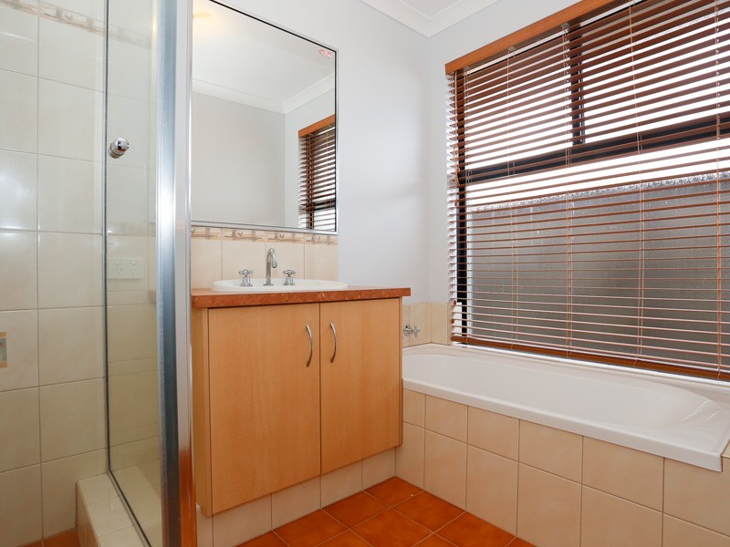 5 Hillsborough Parkway, Ridgewood WA 6030