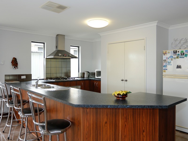 5 Hillsborough Parkway, Ridgewood WA 6030