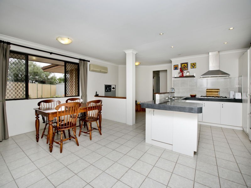 9 Bellbird Lane, Ballajura WA 6066