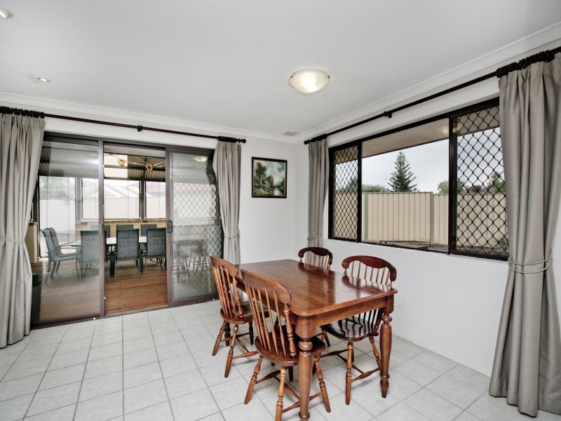 9 Bellbird Lane, Ballajura WA 6066