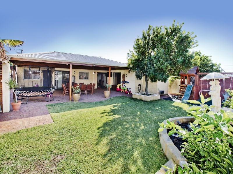 6 Wanndina Avenue, Dianella WA 6059