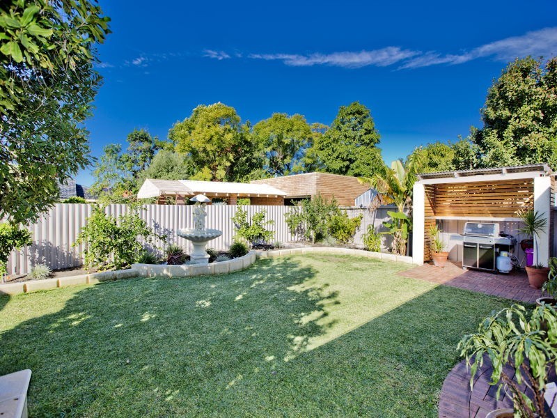 6 Wanndina Avenue, Dianella WA 6059