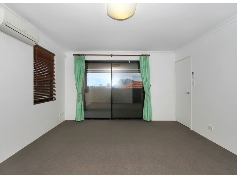 3/8 Palmer Place, Embleton WA 6062