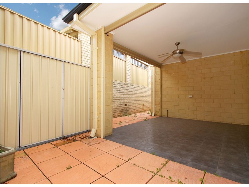 3/8 Palmer Place, Embleton WA 6062