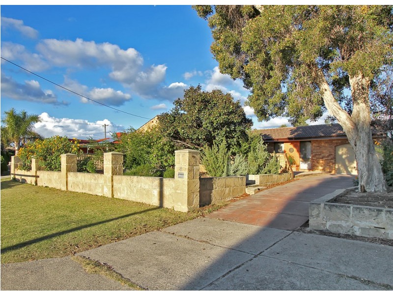 4 Meda Court, Gosnells WA 6110